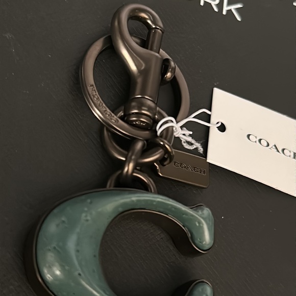 NWT Coach Signature C Letter Logo Metal Inlay bag charm Key Fob Keychain c8813 - Picture 3 of 6